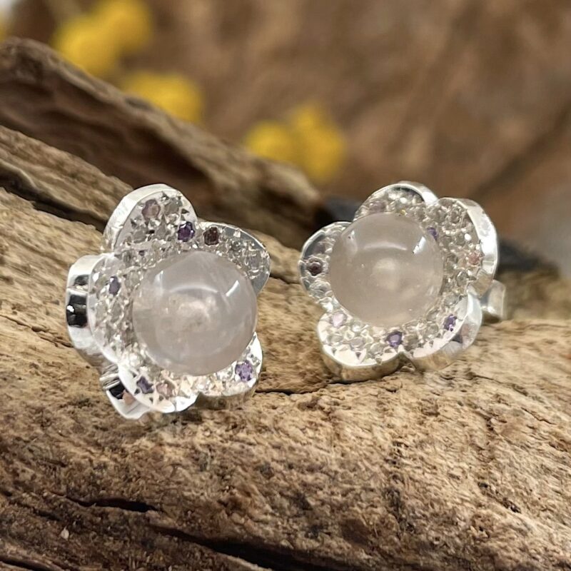 Clous d'oreilles